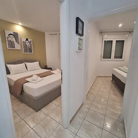 Amaze House Apartman