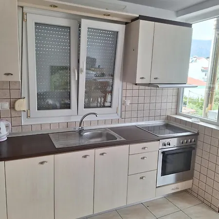 Apartment Amaze House